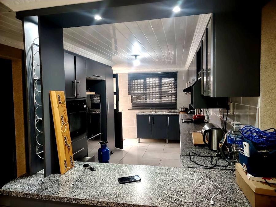 3 Bedroom Property for Sale in Mdantsane Nu 17 Eastern Cape